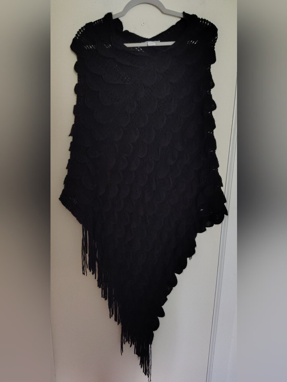 Marc NY Black Knit Poncho One Size Y2K Boho Western Fringe Crochet Acrylic Flowy